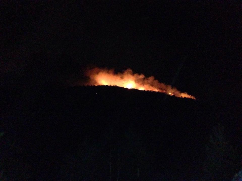 Пожарът над Кладница от далече
